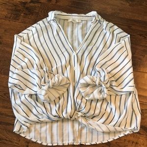 😻bundle 5 for $30😻 striped tie front button down